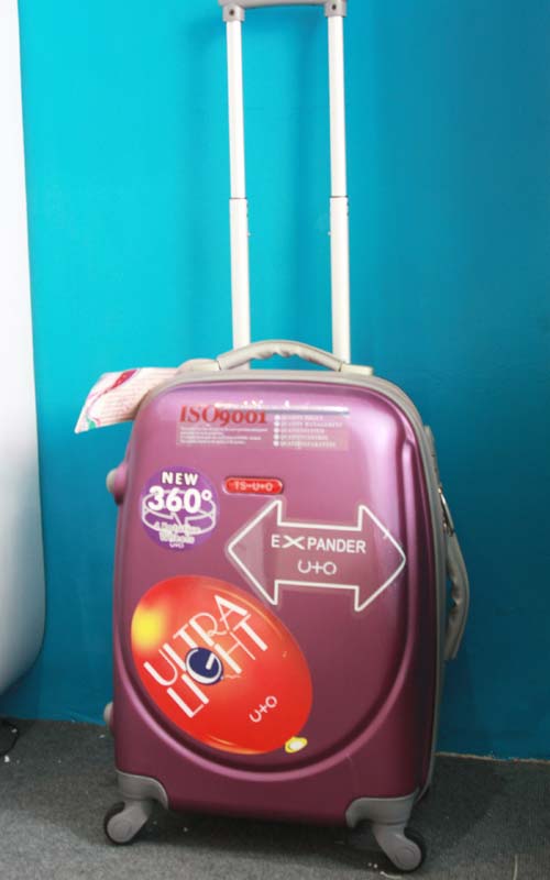 Vali kéo nhựa 5 tấc VLVC036