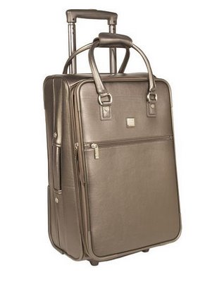 Mua vali nhỏ với vai kéo tiện dụng