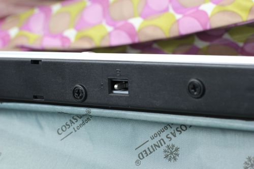 kéo cần gạt a qua b để bắt đầu đổi số