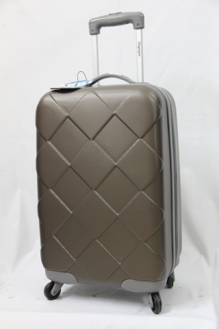 Vali cỡ lớn với vali cao cấp 