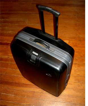 Vali kéo đẩy ngang với vali chắc chắn 