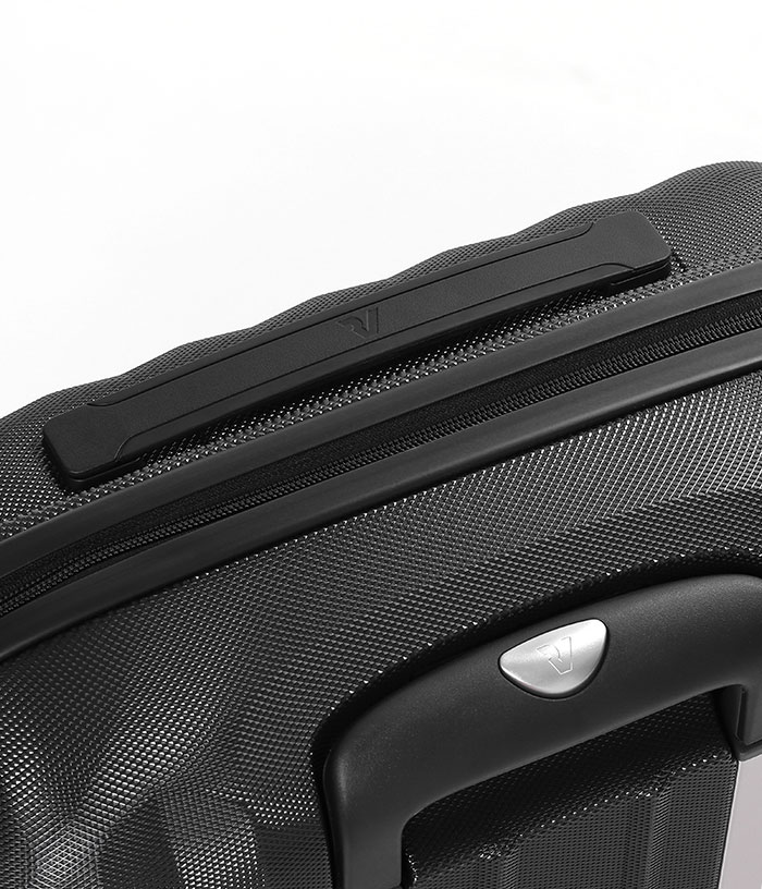 Vali Roncato Premium 2.0 size S (20 inch) - Đen