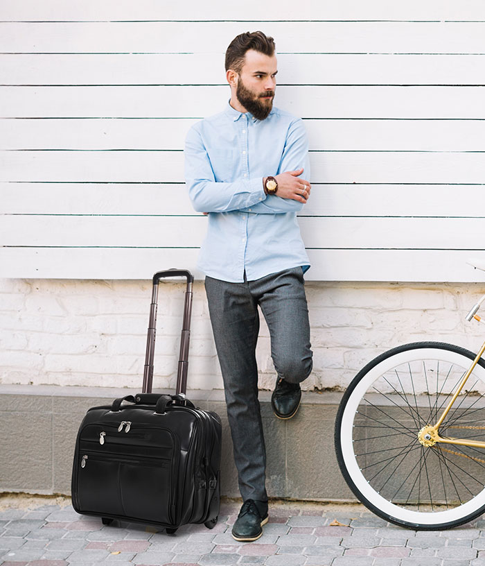 Vali ngang McKlein WrightWood 17 inch - Black