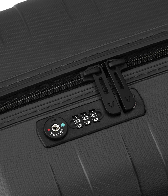 Vali Roncato Box 2.0 Sport size S (20 inch) - Black