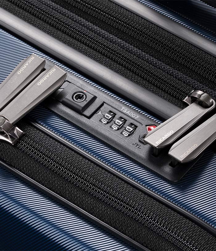 Vali Ricardo Palm Springs Front-Opening 2.0 Hs (21 Inch) - Ocean Blue