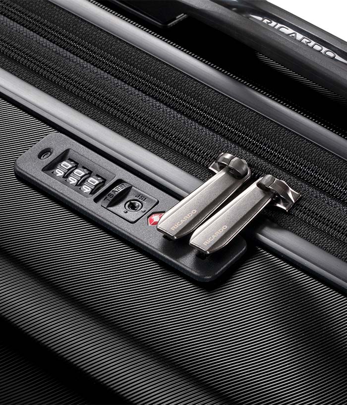 Vali Ricardo Palm Springs Size M (25 inch) - Onyx