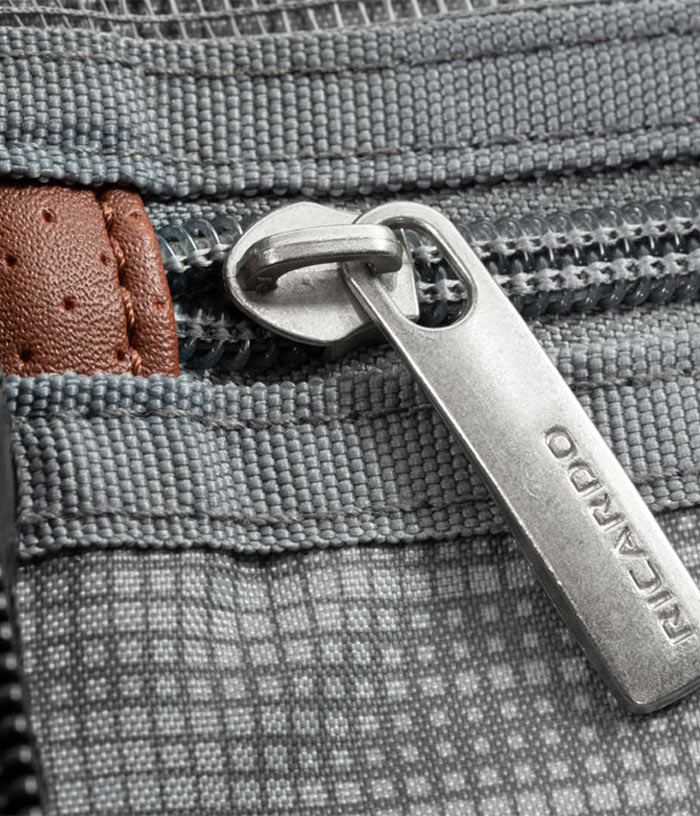 Vali Ricardo Montecito Front-Opening 2.0 Hs (21 Inch) - Graphite