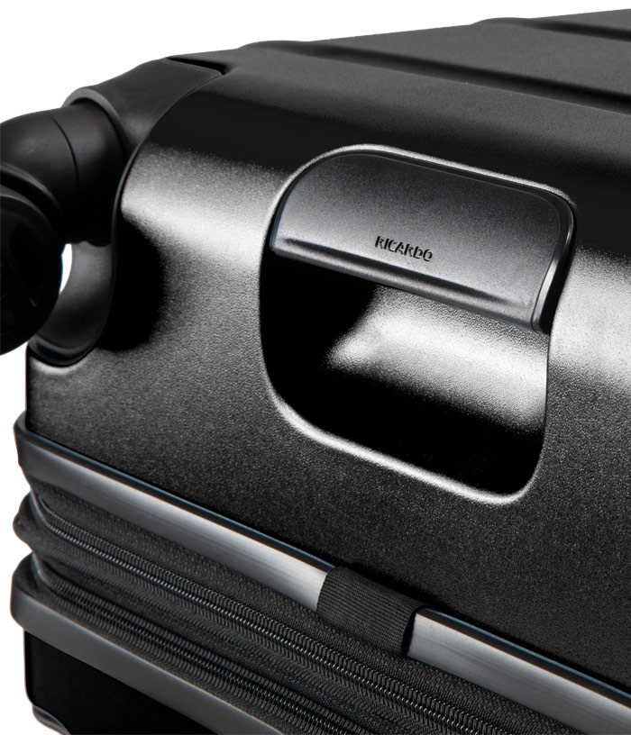 Vali Ricardo Cambria HS size M (25 inch) - Black