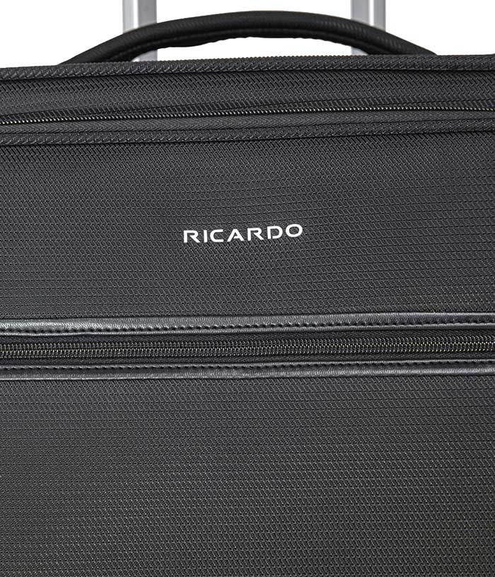 Vali Ricardo Anacapa size M (24 inch) - Black